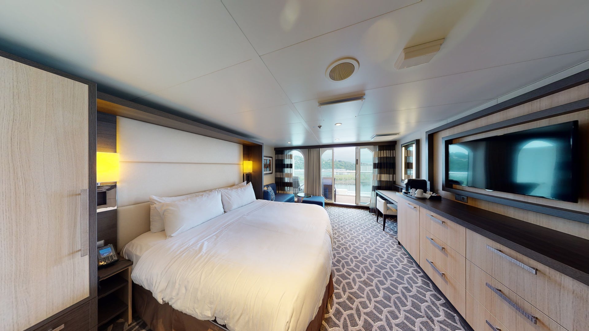 Ovation of the Seas Junior Suite Virtual Tour created by Nuvo360