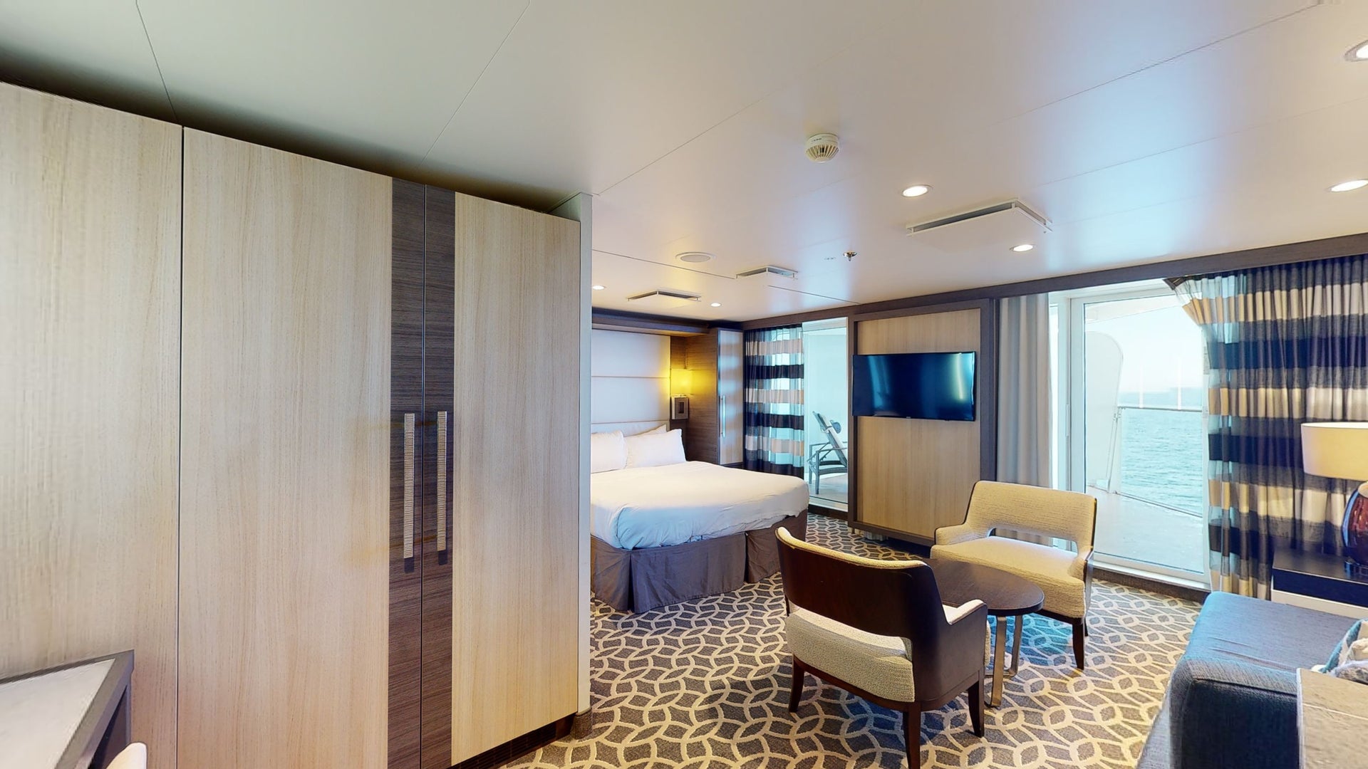 Quantum of the Seas Junior Suite Nuvo360